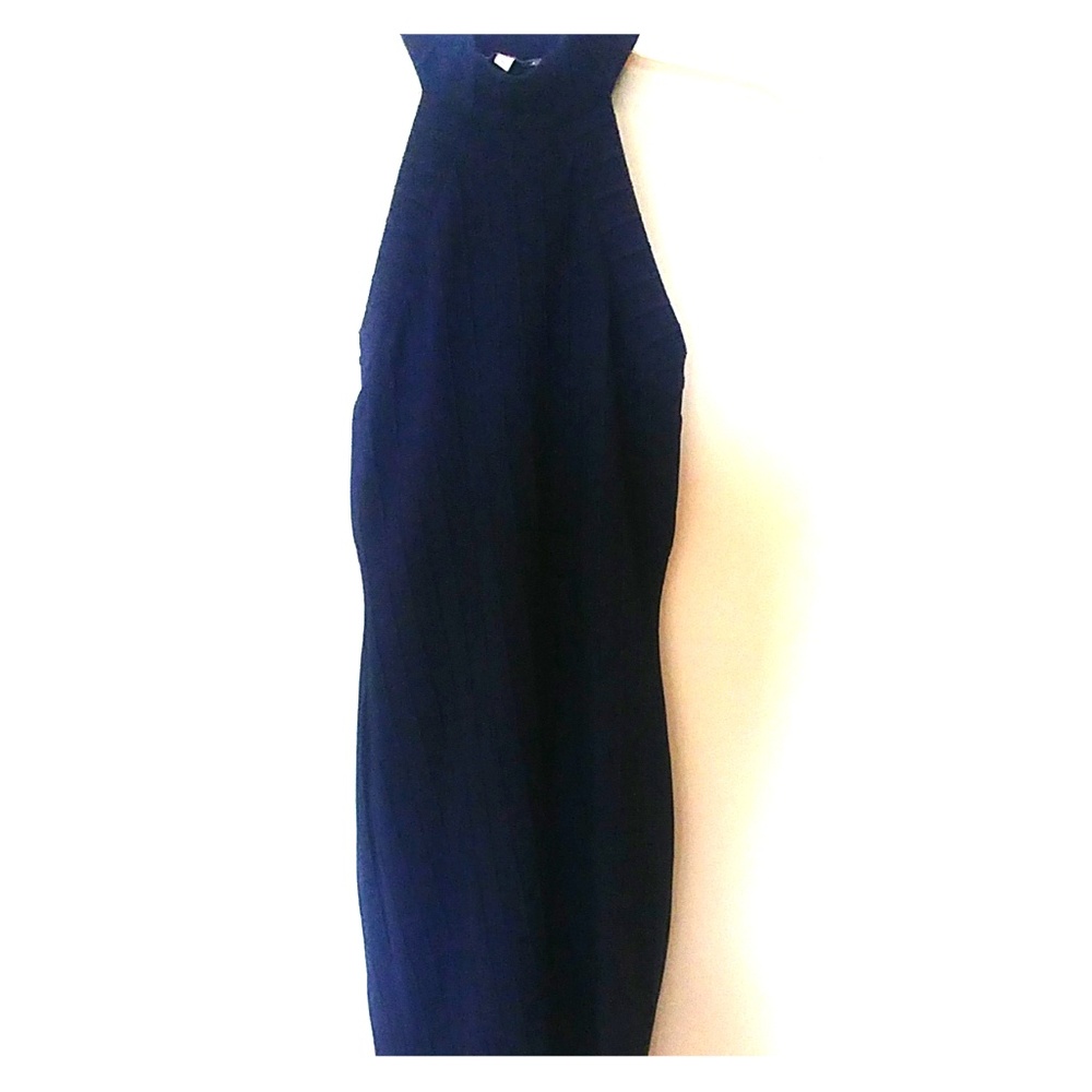 Sleeveless dress